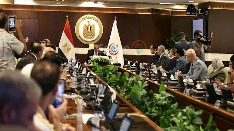 تزايد الطلب على بعثة الحج مع تقديم 21 ألف طبيب وموظف