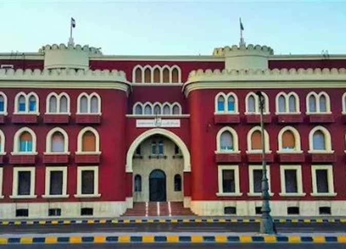جامعة الإسكندرية توضح بشأن هدم مجمع الكليات