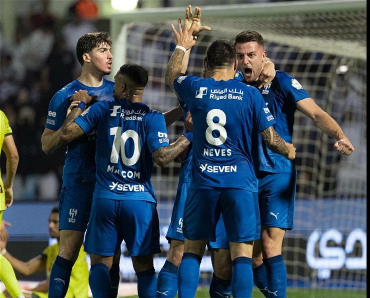 الهلال يفوز على الخليج بخمسة أهداف