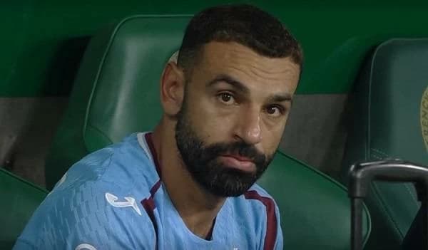 نجم الزمالك السابق يعبر عن عدم رضاه على انتقال محمد صلاح لطرابزون سبور