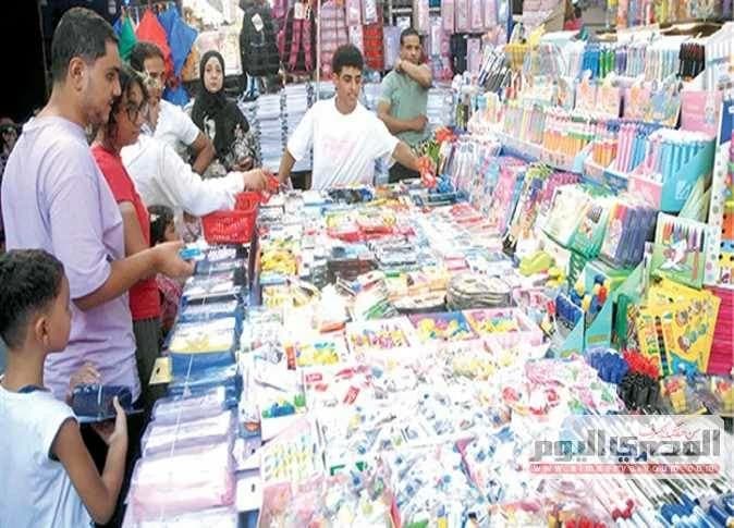 طلبات غريبة تثير جدلا بين أولياء الأمور