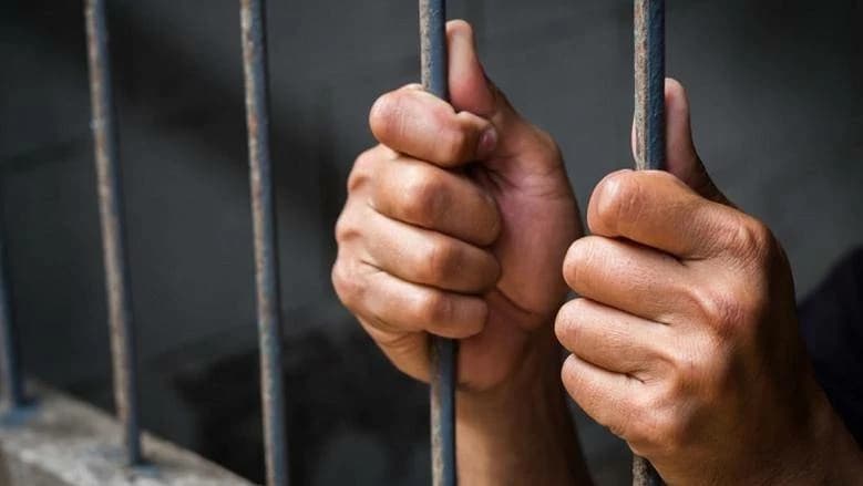 الأمن يفض نزاع أسرة ويكشف اعتداء على طفلة