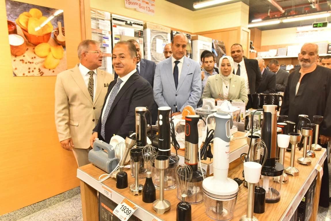 افتتاح فرع جملة ماركت بالمعلمين بأسيوط