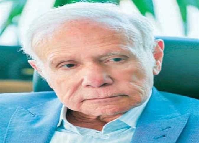 صلاح دياب يدعم تعويم الجنيه