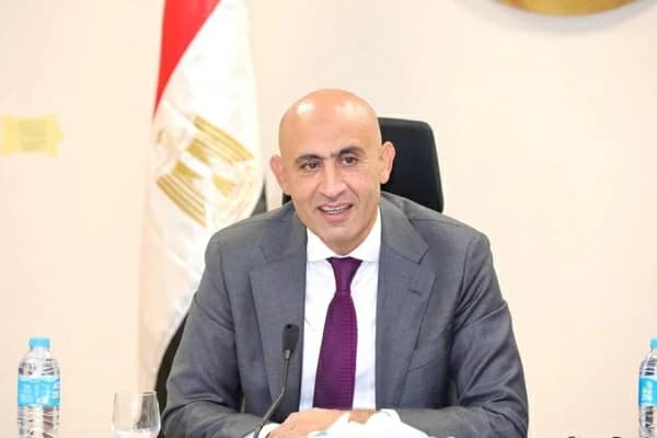 وزير التعليم ينتقد احتفالات المدارس الدولية