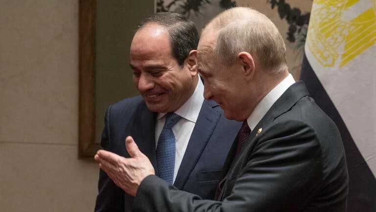 السيسي وبوتين يناقشان التعاون والإقليم