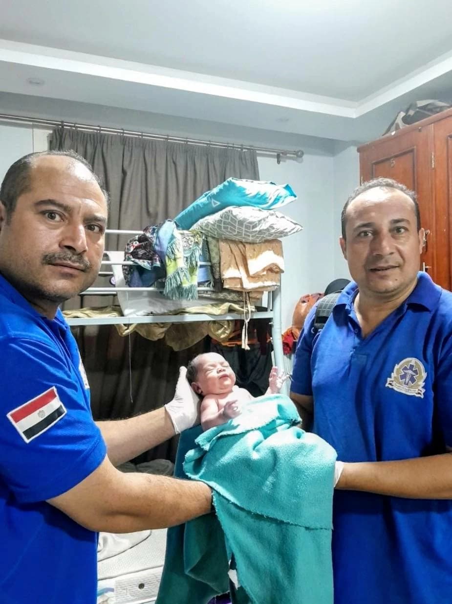ولادة طبيعية لسيدة في سفارة إندونيسيا