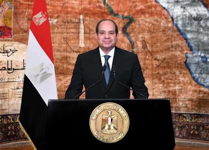 السيسي يلتقي نظيره الإيراني ويؤكد ضرورة وقف الاعتداءات