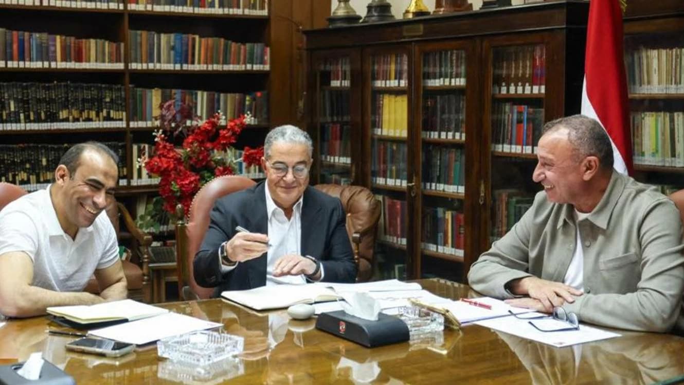 الأهلي يرد على عودة المدير الرياضي