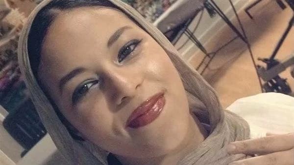 صاحبة ترند عايزة أتجوز تتلقى 2000 عرض زواج  
مظهر شاهين يوضح عدم حرمية نشر عرض الزواج على السوشيال ميديا
