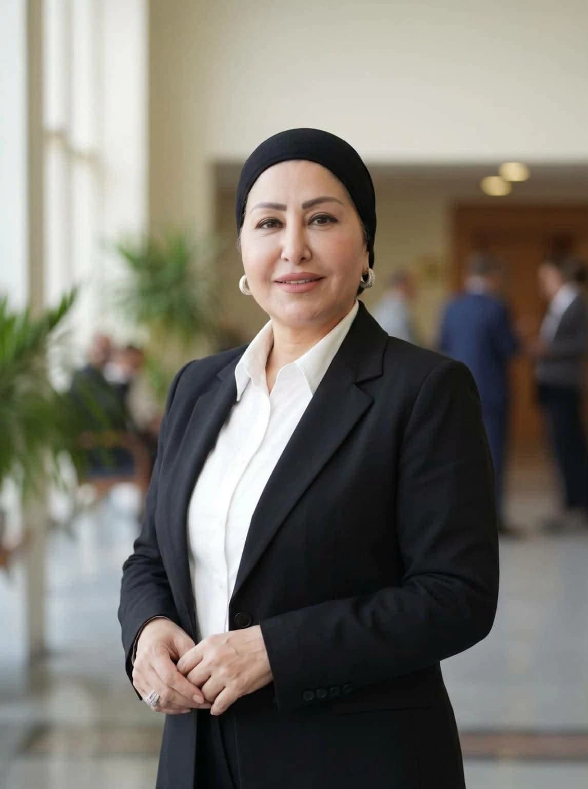 عمود كهربائي يسقط على موظفة بالنادي وتحويل القضية للنيابة