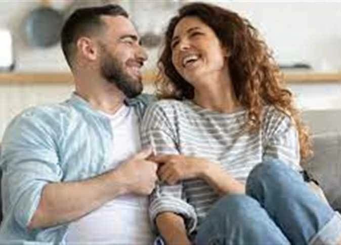 رجال خمسة أبراج يظهرون الرحمة