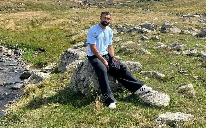 محمد صلاح يحول صخرة بتركيا لمزار