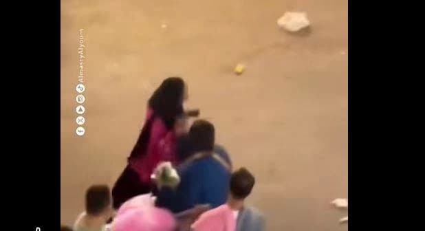 مشهد مؤثر لإعادة طفل سوداني في الجيزة