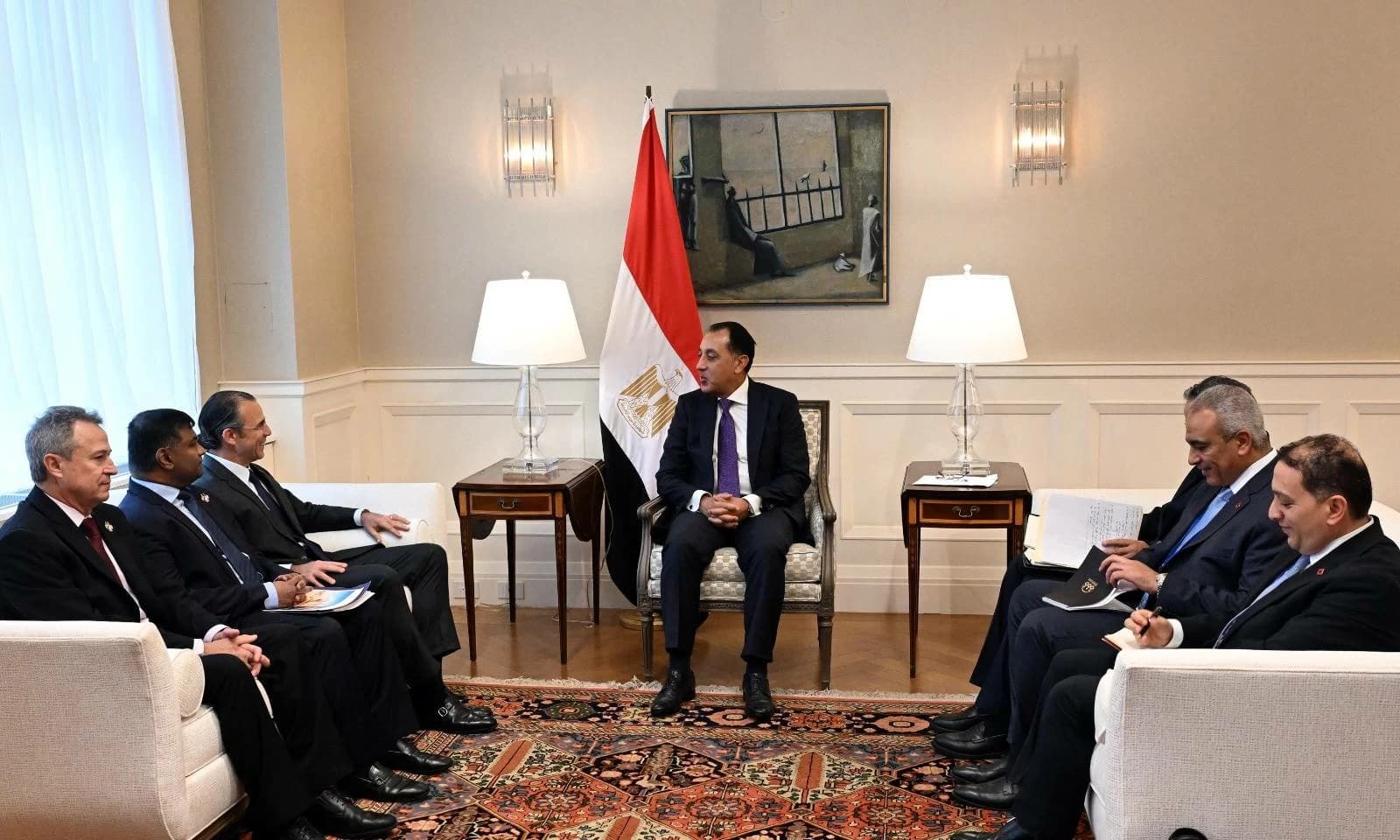 مدبولي يبحث مع شيفرون توسعة أنشطة الغاز بمصر