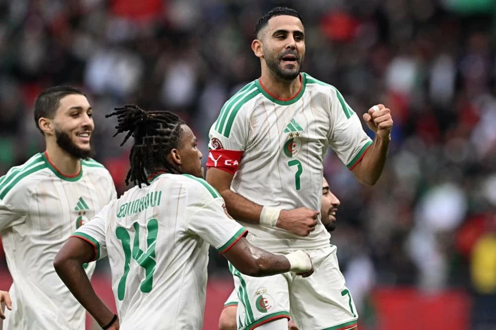 نتيجة مباراة الجزائر وزامبيا (3-1) لتصفيات أفريقيا
