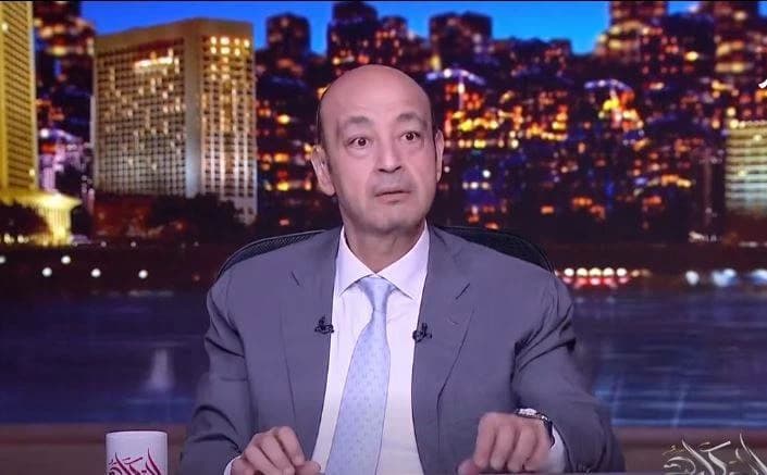 عمرو أديب ينتقد حسام حسن ويدافع عن الشناوي