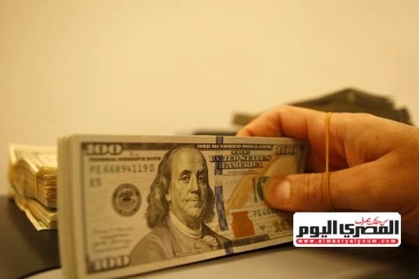 سعر الدولار والعملات اليوم الأحد
