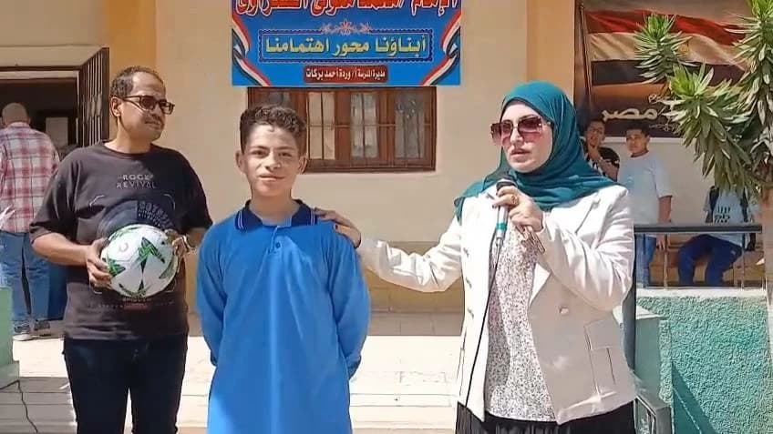 مديرة مدرسة تروج ثقافة الاعتذار