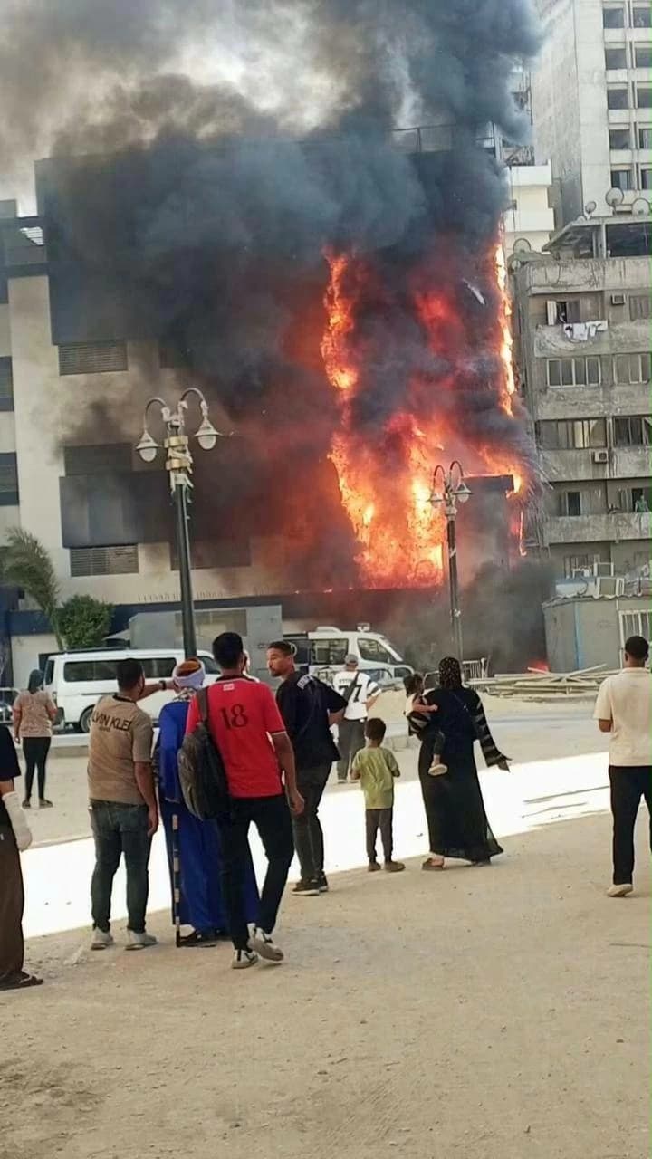 حريق قسم الأزبكية يسيطر عليه دون إصابات