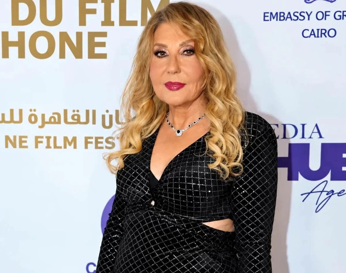 نادية الجندي تعبر عن ثقته بنفسها