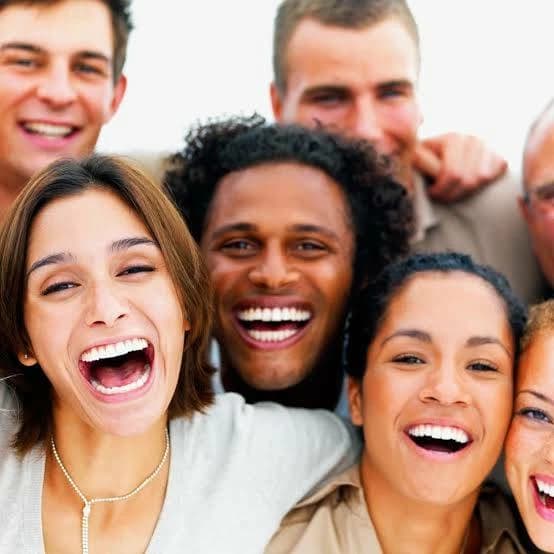 أربعة أبراج تبث البهجة في كل مكان