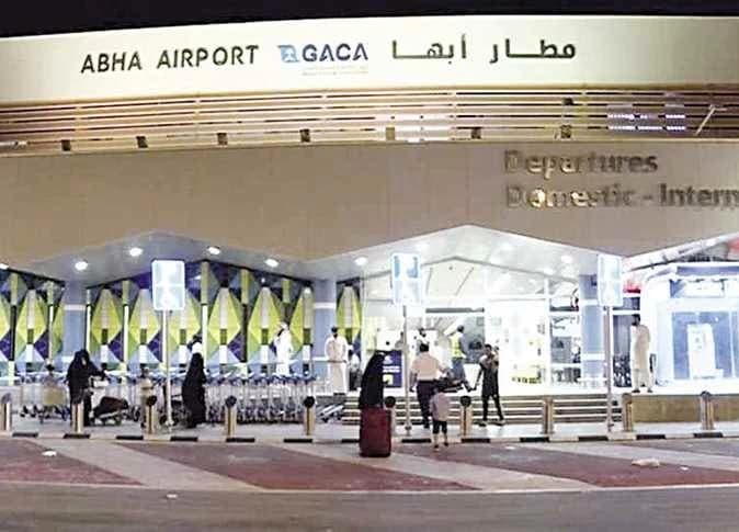 مقطع يظهر استهداف 3 مطارات سعودية