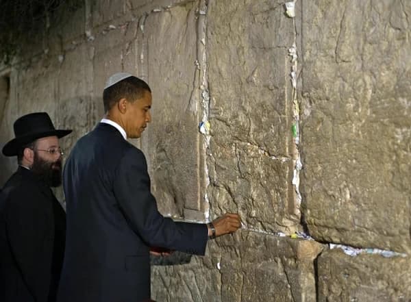 أوباما ينتقد إسرائيل على تجاوز أراضي الفلسطينيين