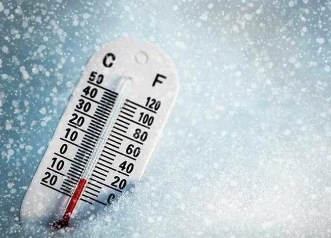 الأرصاد تكشف موعد رفع الملابس الصيفية