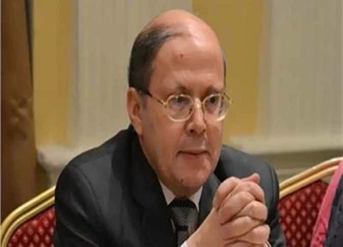 عبدالحليم قنديل: السيسي يلتزم بالدستور