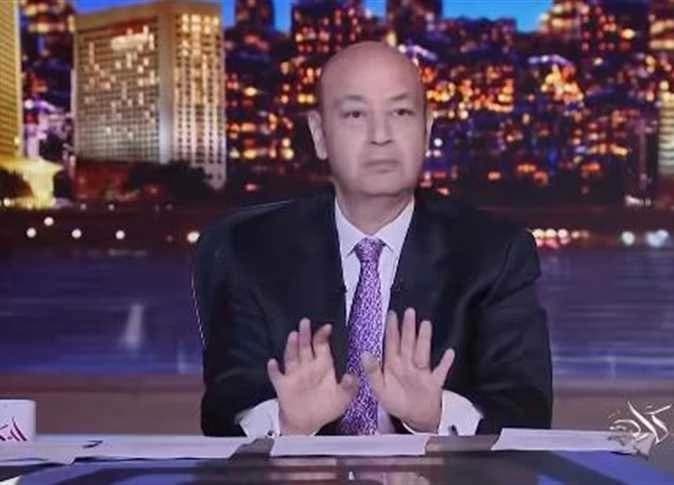 عمرو أديب يحذر المصريين من الإنفاق