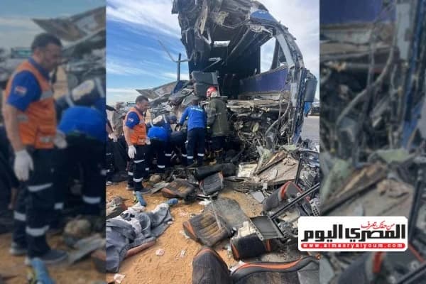 حادث أسيوط الغربي يوقع 12 قتلى ويصيب 30