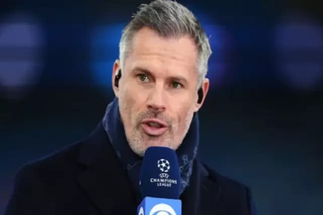 Carragher criticizes Manchester City records
