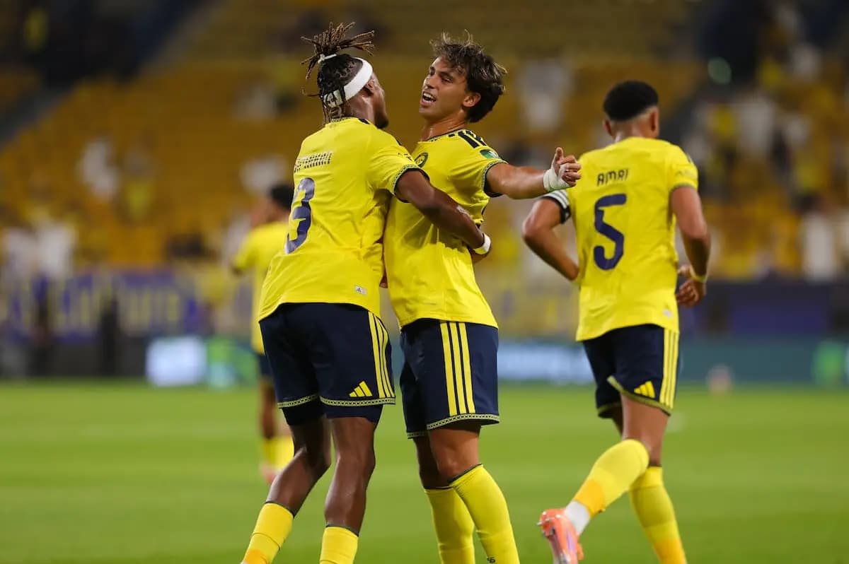 اتفاق مفاجئ بين النصر والاتحاد