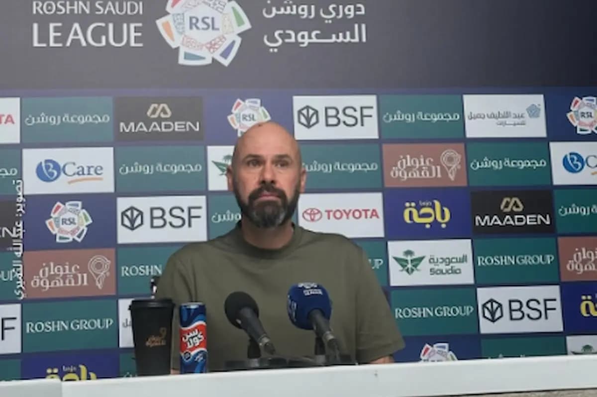 مدرب الرياض يوضح حالة تريزيجيه