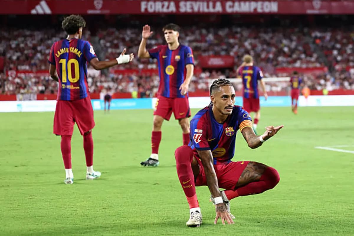 Raphinha hat-trick leads Barcelona past Sevilla