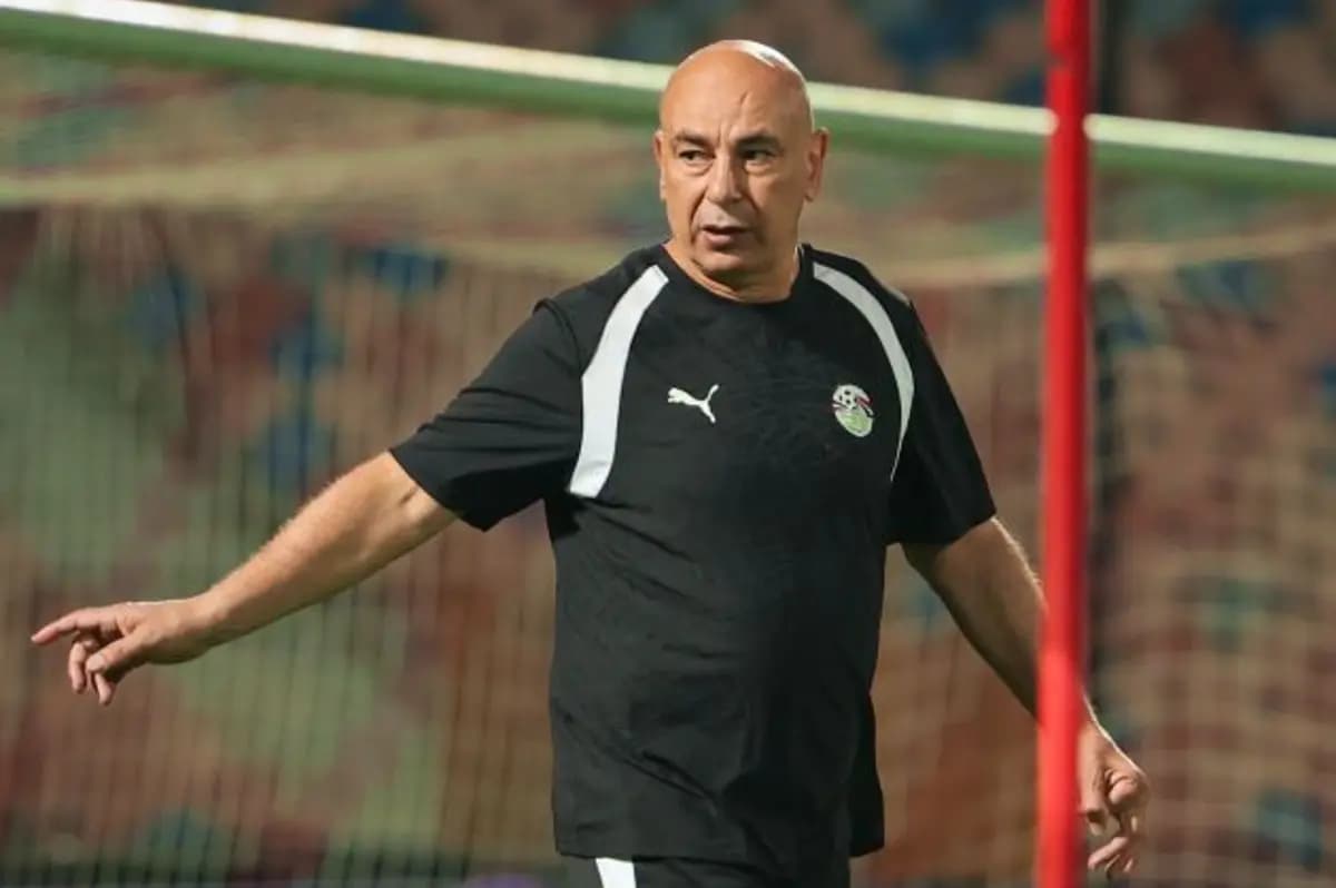 مدربو المنتخب يرشحون كوبر وحسام حسن