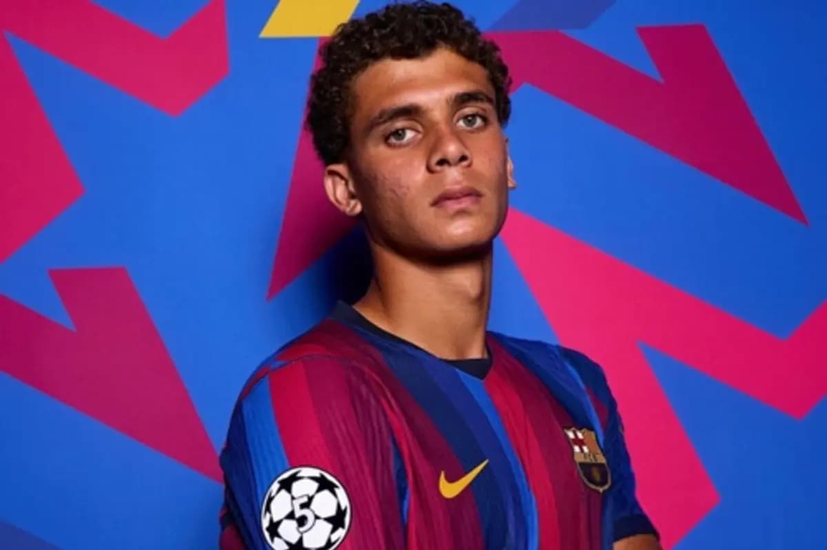UEFA Uses Debut Badge Similar to World Cup