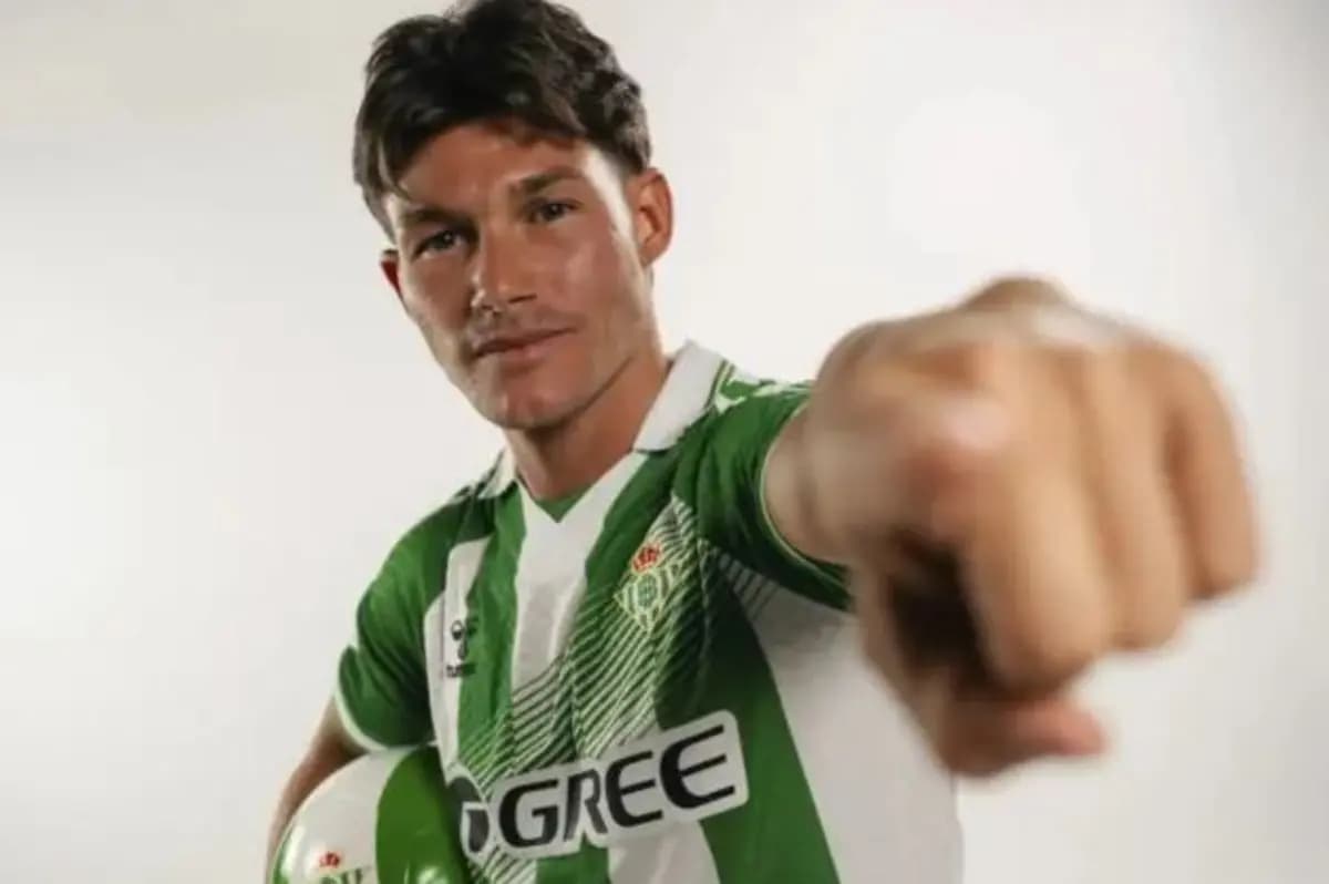 Garcia joins Spain after Grimaldo injury