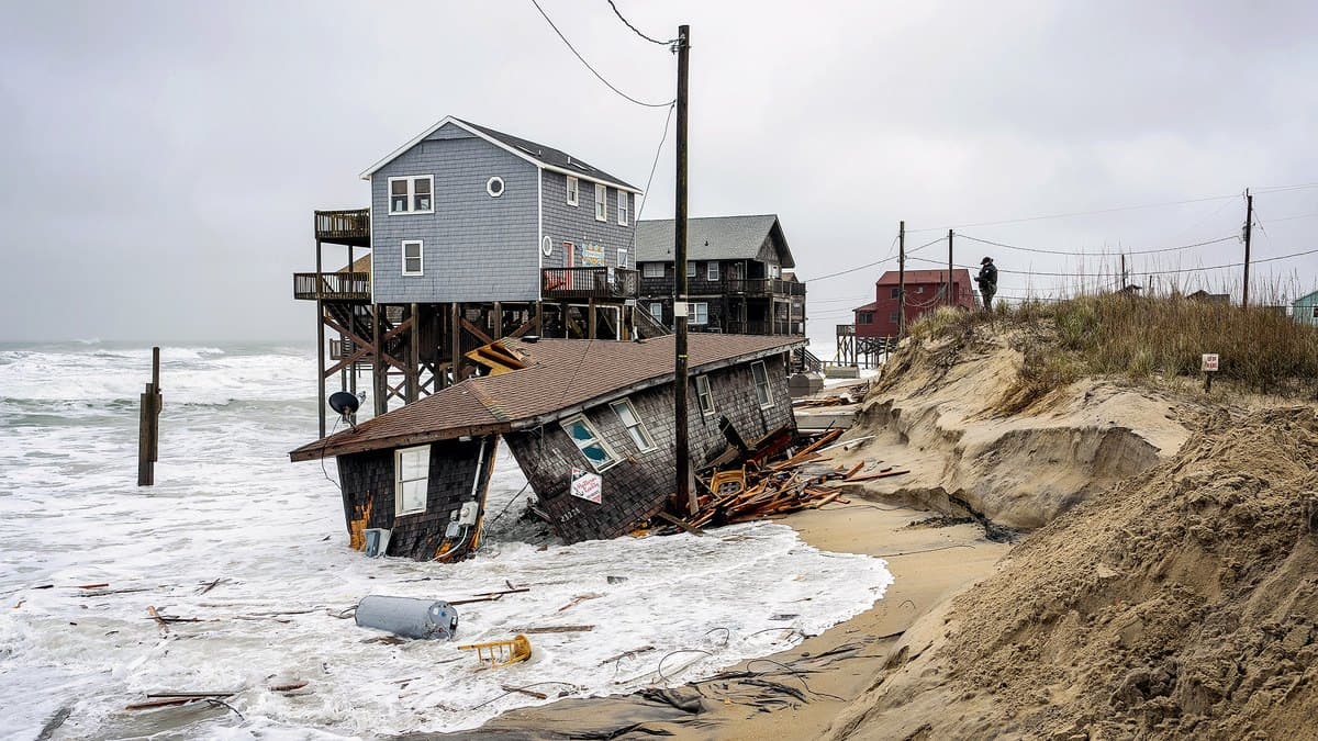 Nor'easter Poses Risk to Outer Banks Homes