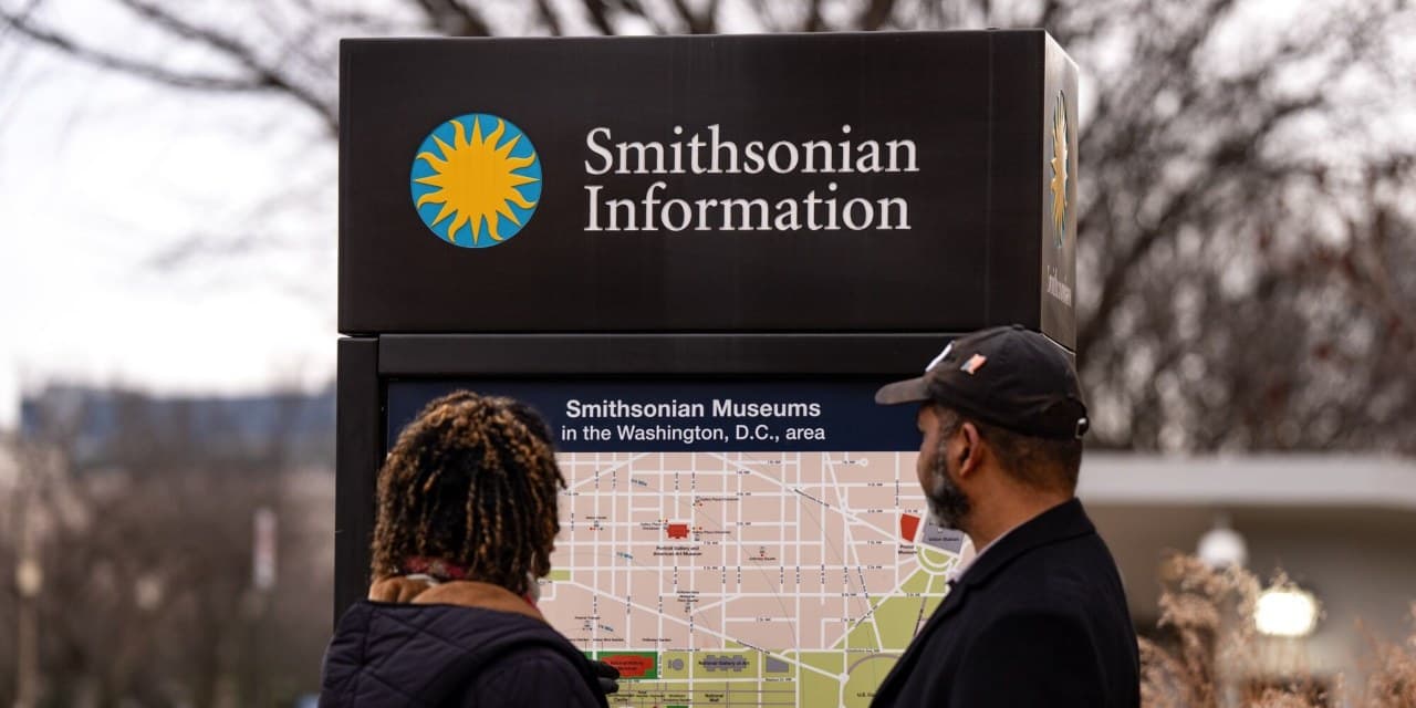 Smithsonian's Negative View of America