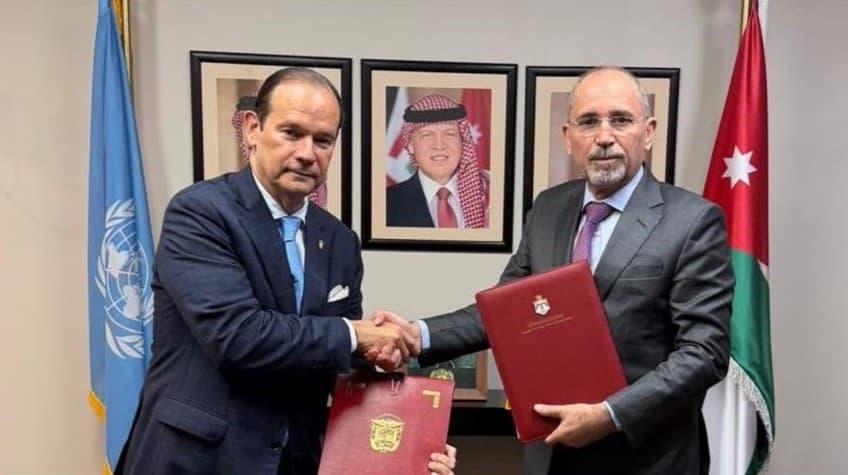 Al-Safadi Holds Talks with Panama Foreign Minister