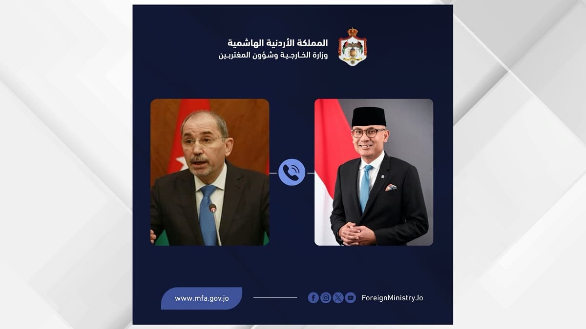 Foreign Minister Meets Indonesian Counterpart