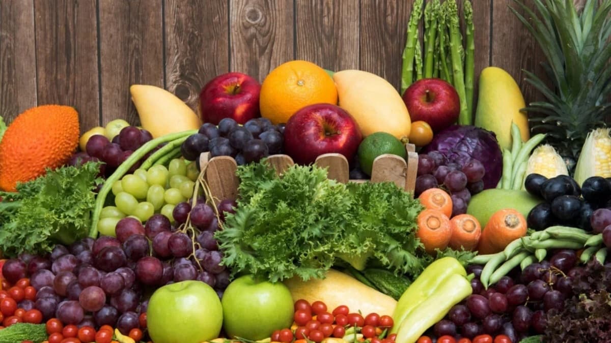 2002 Tons of Vegetables Re-enter Market