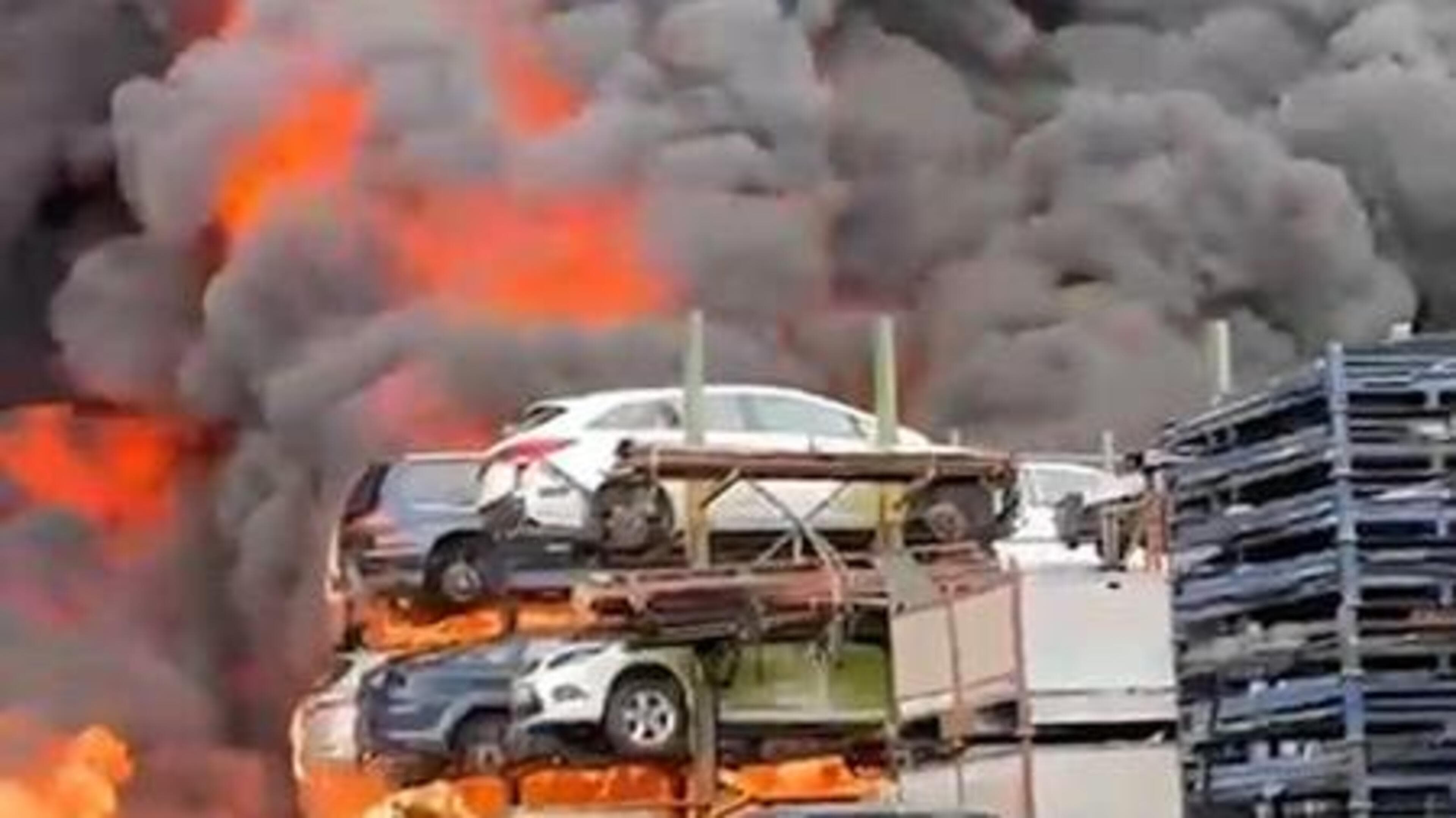 North Dublin scrapyard fire impacts 80 cars