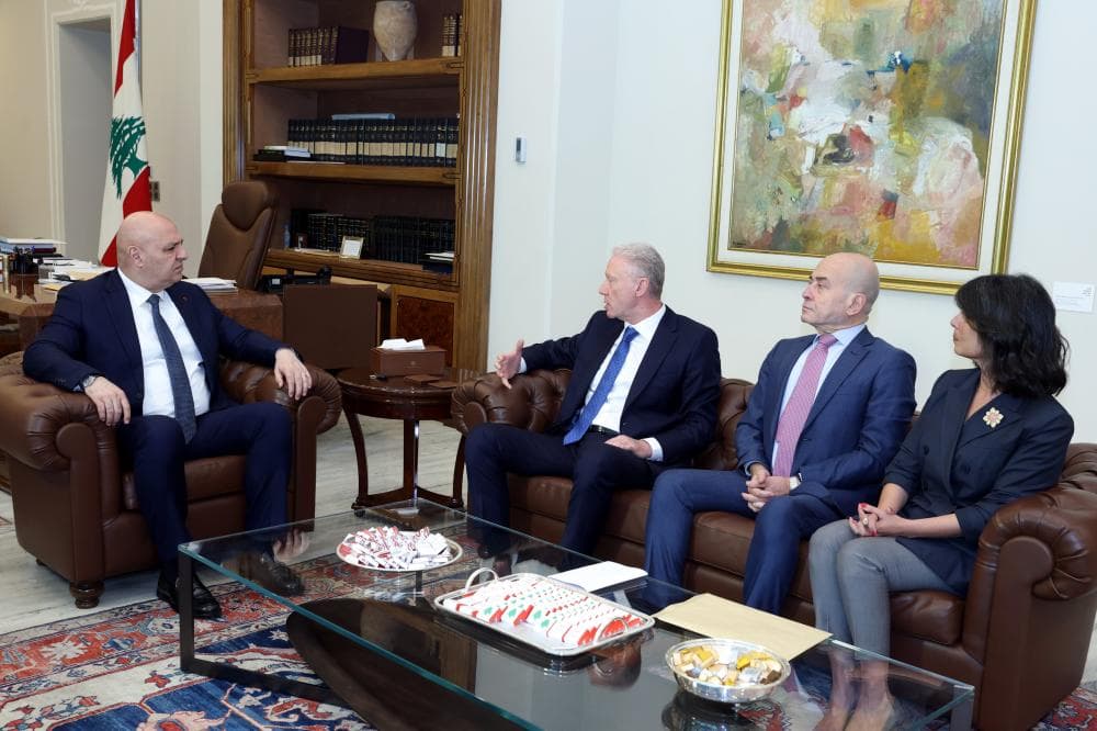 Aoun reviews Foreign Ministry affairs