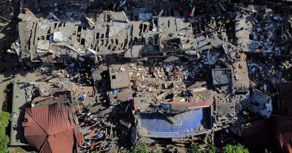Indonesia Earthquake Causes Higher Deaths and Airport Damage
