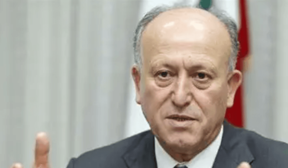 ريفي يهاجم خامنئي ويدّعي انه انتهت دوره