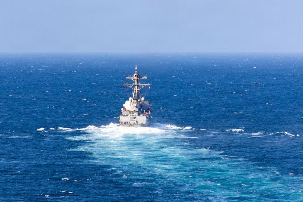 Iranian Attack in Strait Causes 8 Injuries