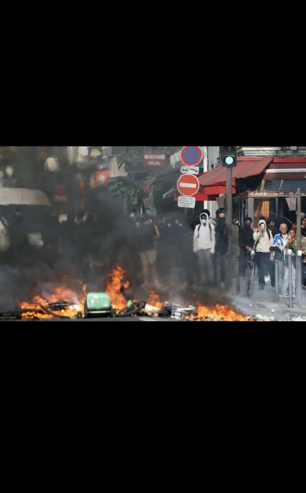 Paris Police Warn of Unrest in Student Protests